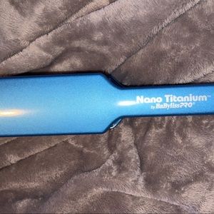Babyliss Nano Titanium Hair Straightener